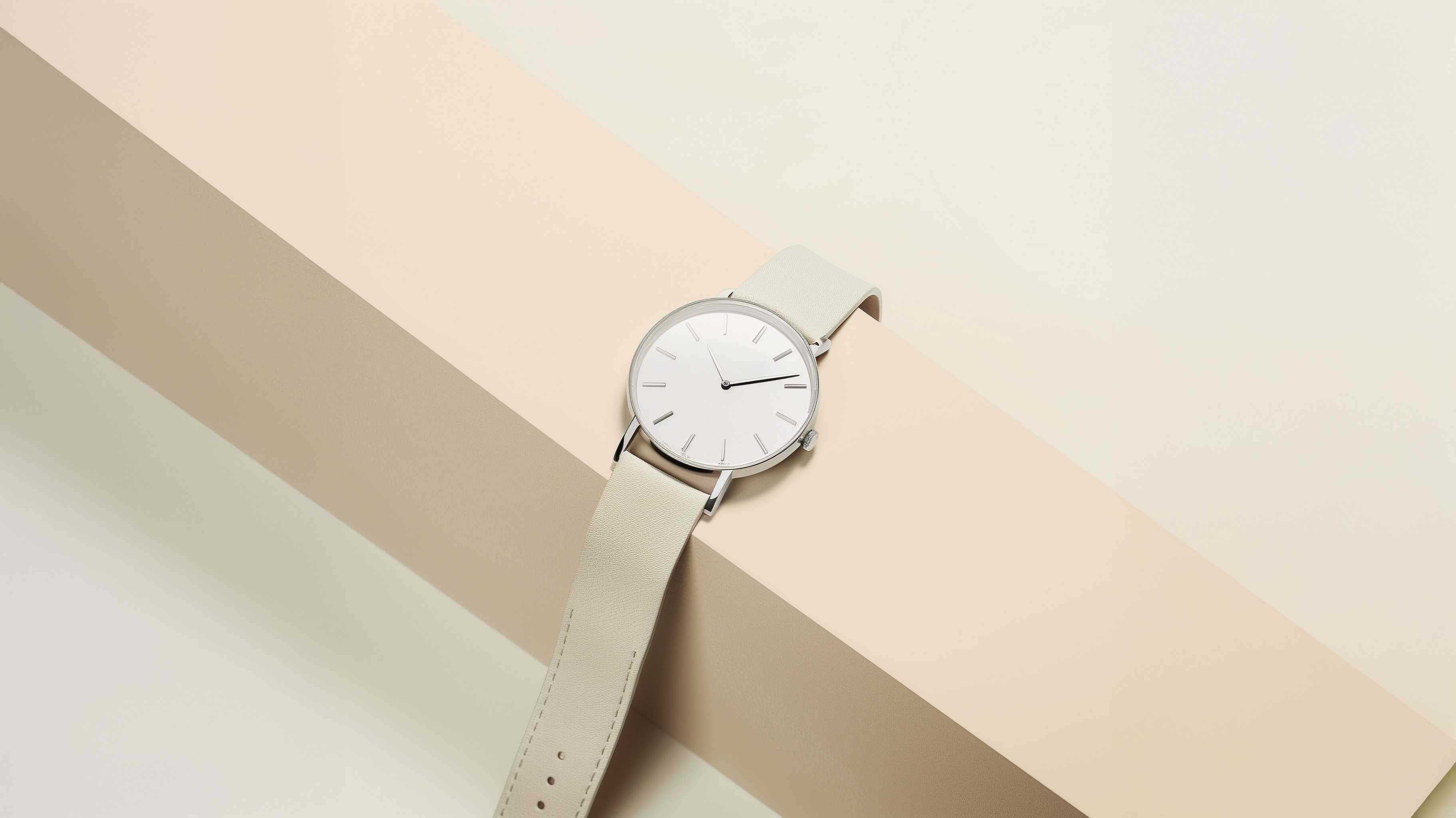 Elegant Women's Wristwatch